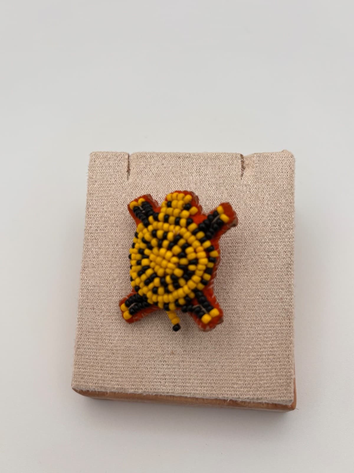 Vintage Beaded Starburst Brooch Pin Yellow Black Orange Felt Boho Artisan - Thumbnail 3