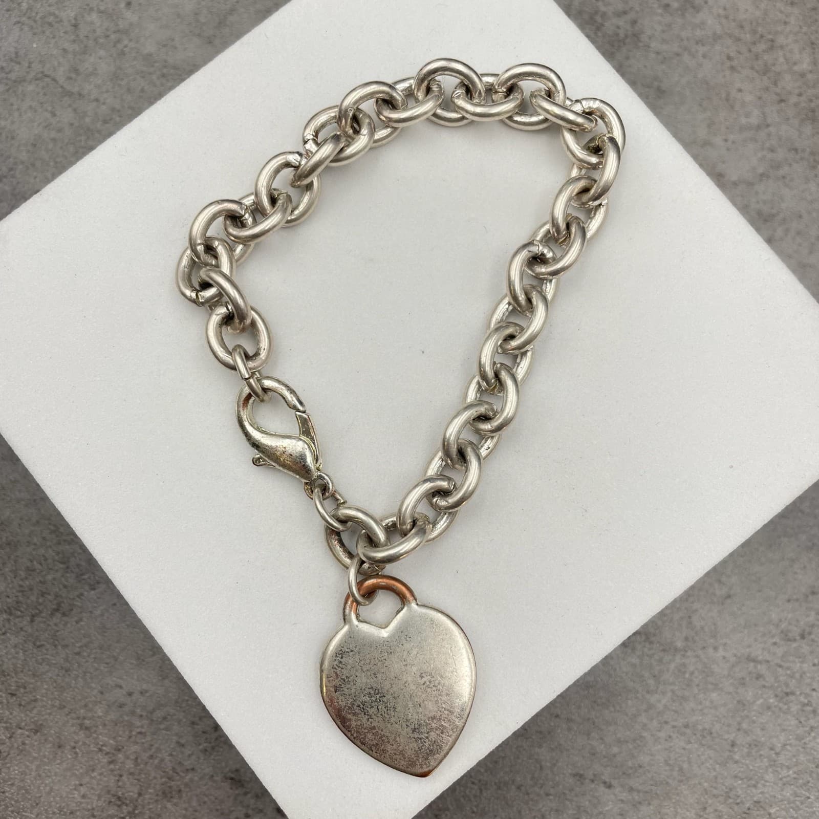 Vintage 90s Chunky "G" Initial Silver Tone Heart Charm Bracelet Statement Chain - Thumbnail 4