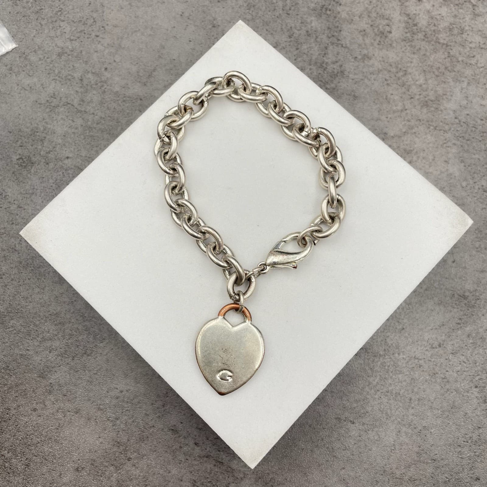 Vintage 90s Chunky "G" Initial Silver Tone Heart Charm Bracelet Statement Chain - Thumbnail 3