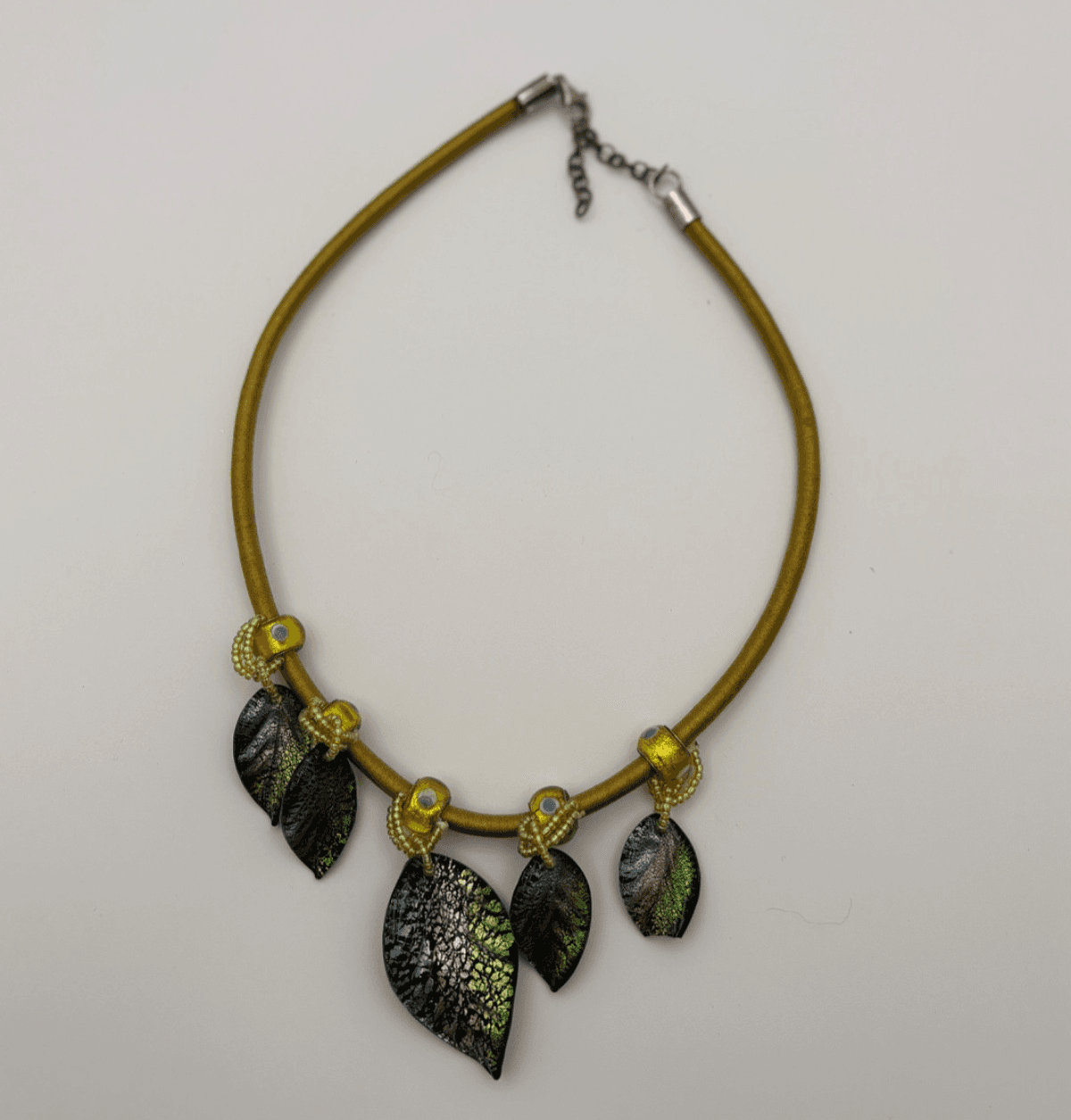 Vintage Green Gold Leaf Dangle Collar Necklace Multi-Color Leaves Choker - Thumbnail 2