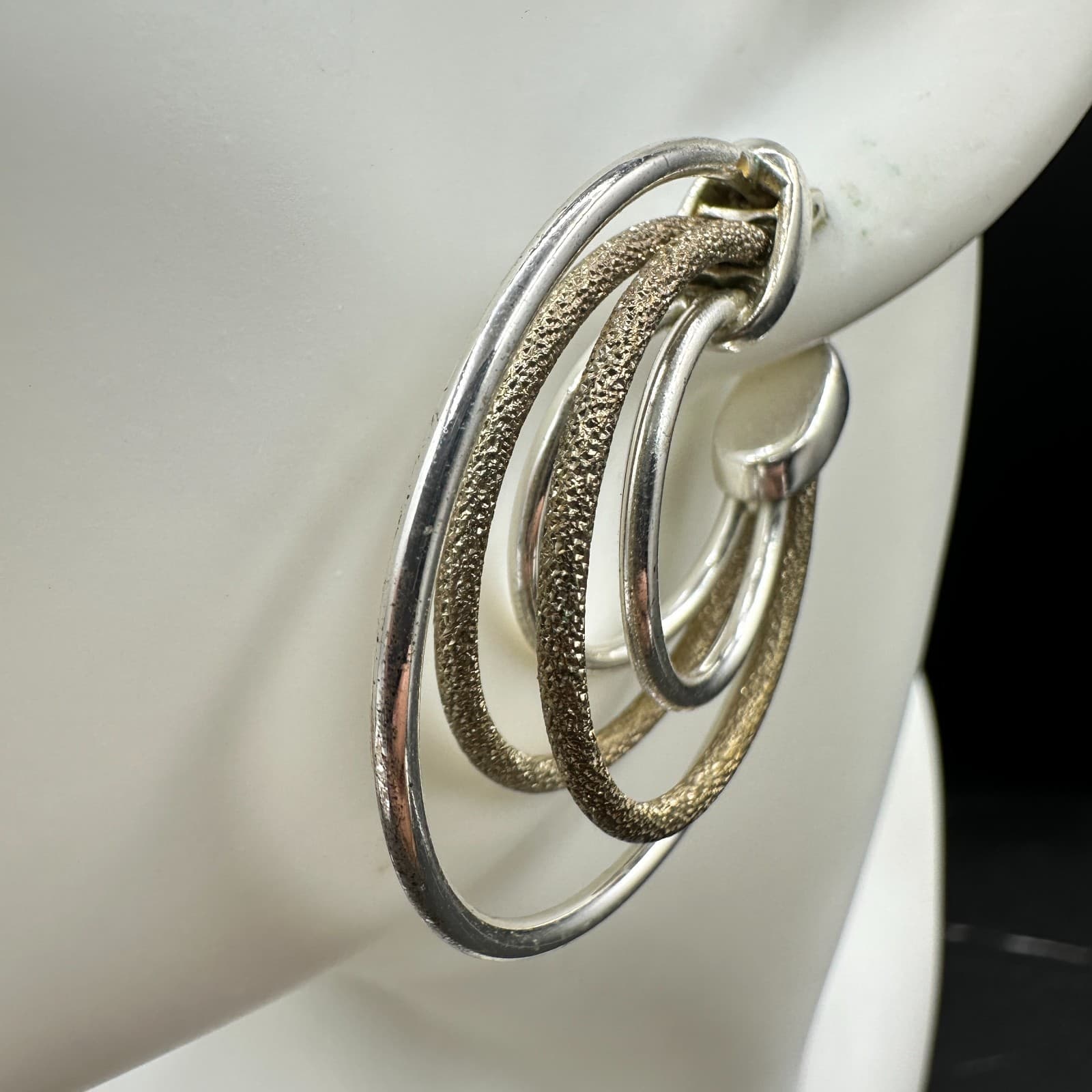 VTG 90s Gold Silver Tone 3-Ring Multi-Hoop Earrings Textured Glitter Statement - Thumbnail 7