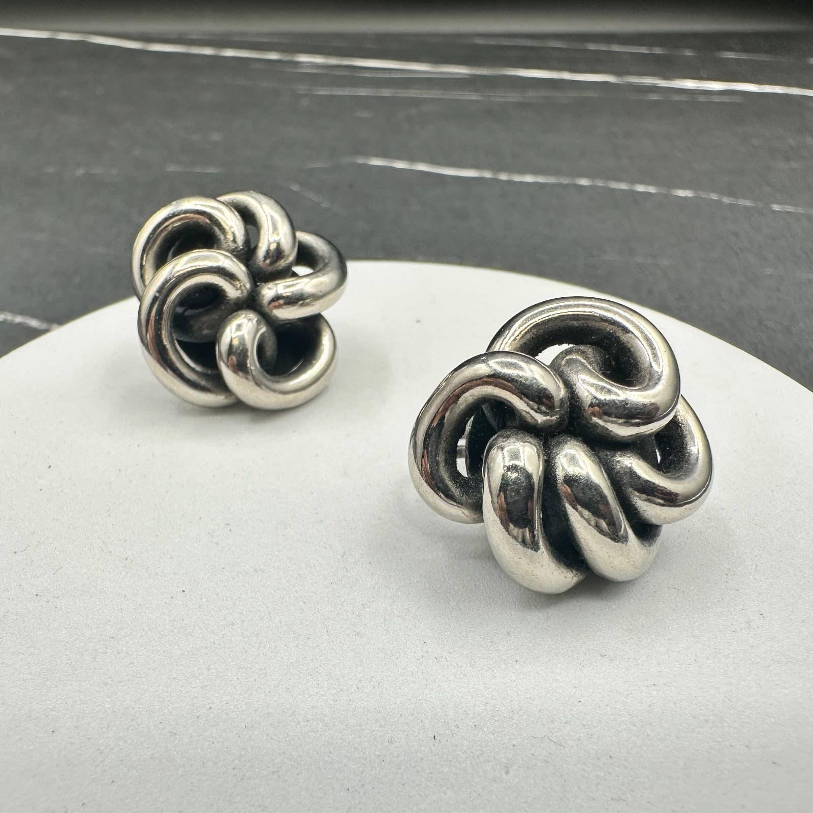 Vintage Silver Tone Knot Earrings Chunky Modernist 70s Screwback Statement - Thumbnail 4