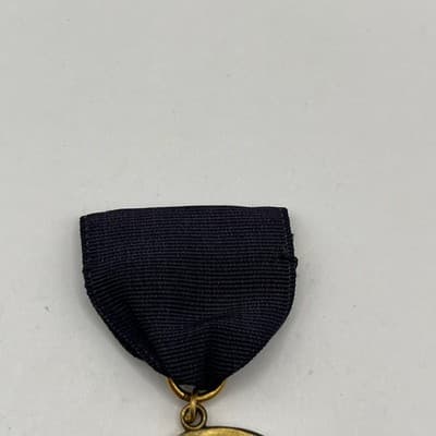 VTG 1935 NECRA All N.E. Amateur Champion Medal Salem NH Ladies H.P. Race Medal - Thumbnail 2