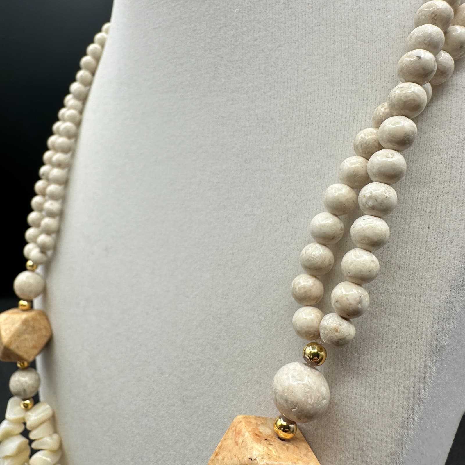 Vintage Mother Pearl Chip Necklace Wood Stone Bead Choker Dual Strand Beige Tan - Thumbnail 8