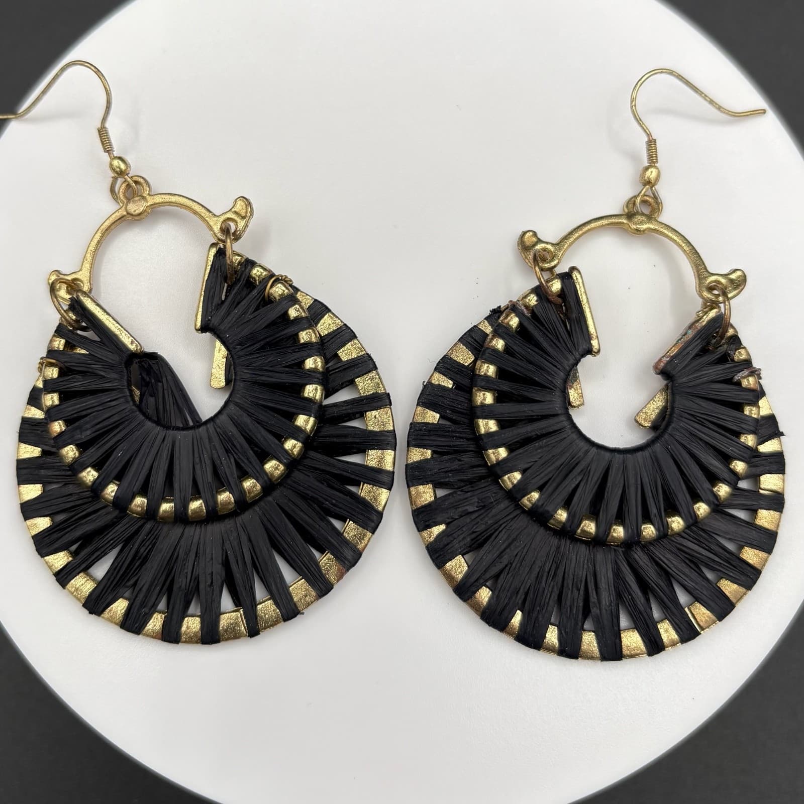 Vintage Boho Black Gold Raffia Dangle Hoop Statement Earrings Glam Maximalist - Thumbnail 3