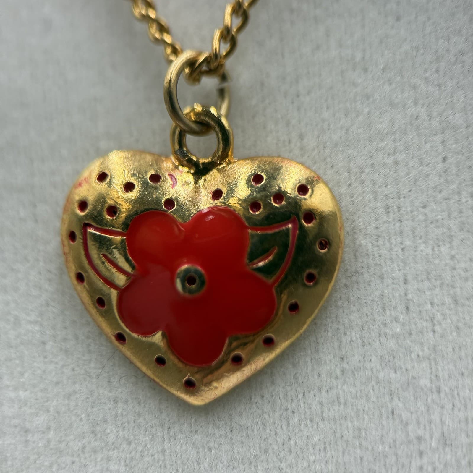 Vintage Gold Tone Heart Pendant Necklace Red Floral Enamel Sweet Charm - Thumbnail 7