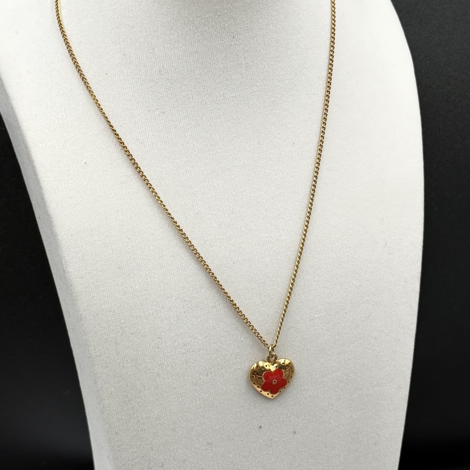 Vintage Gold Tone Heart Pendant Necklace Red Floral Enamel Sweet Charm - Thumbnail 4