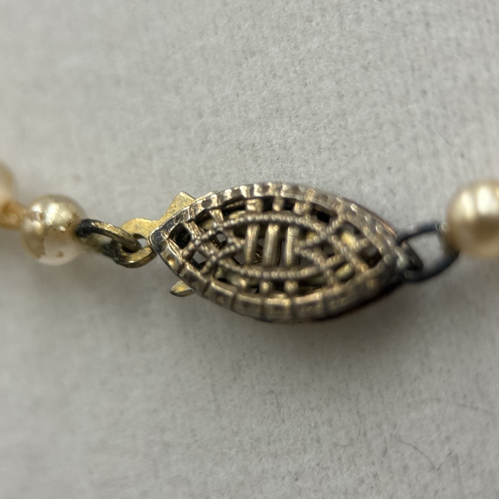 Vintage Cream Faux Pearl Round Bead Necklace Filigree Clasp Elegant - Thumbnail 5