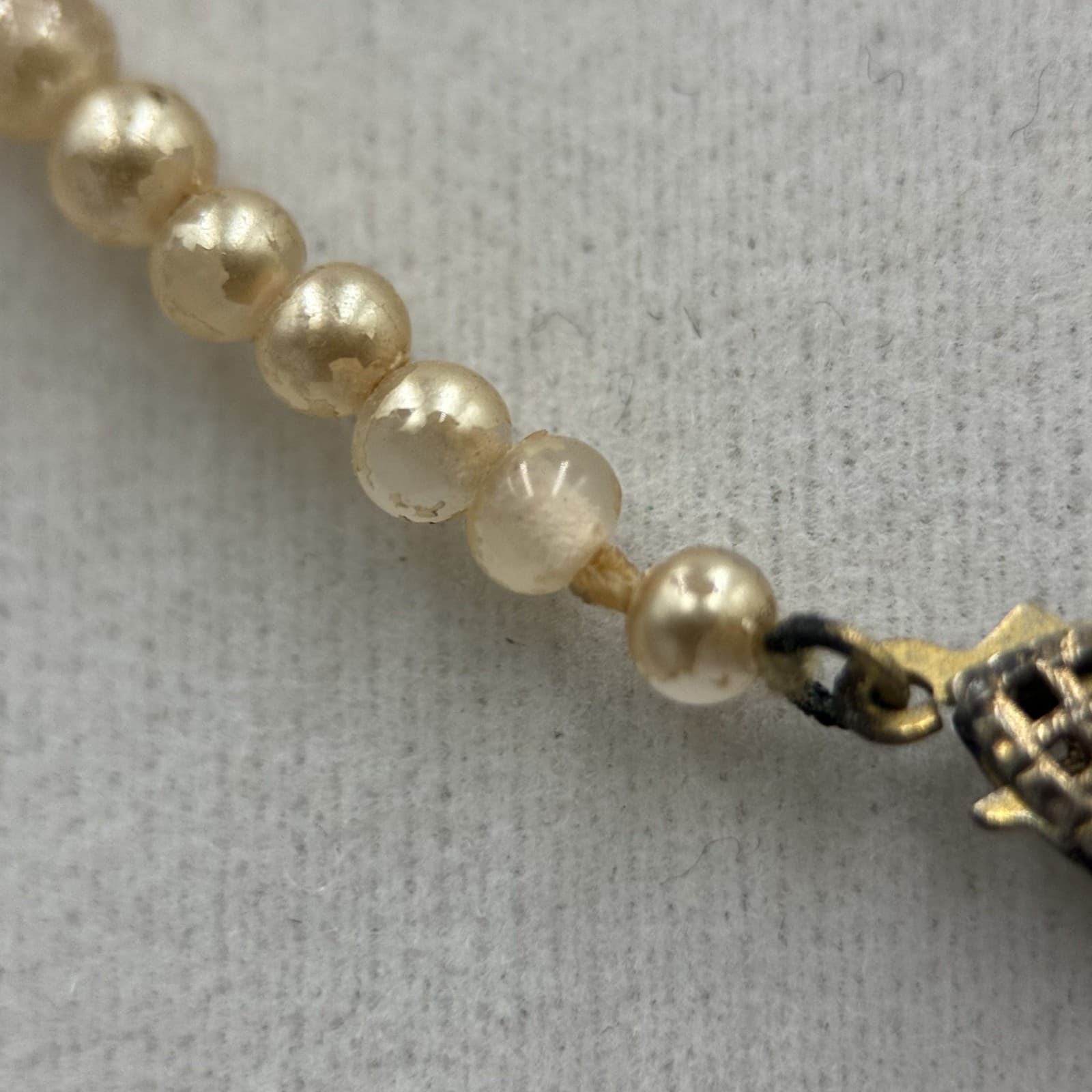 Vintage Cream Faux Pearl Round Bead Necklace Filigree Clasp Elegant - Thumbnail 7