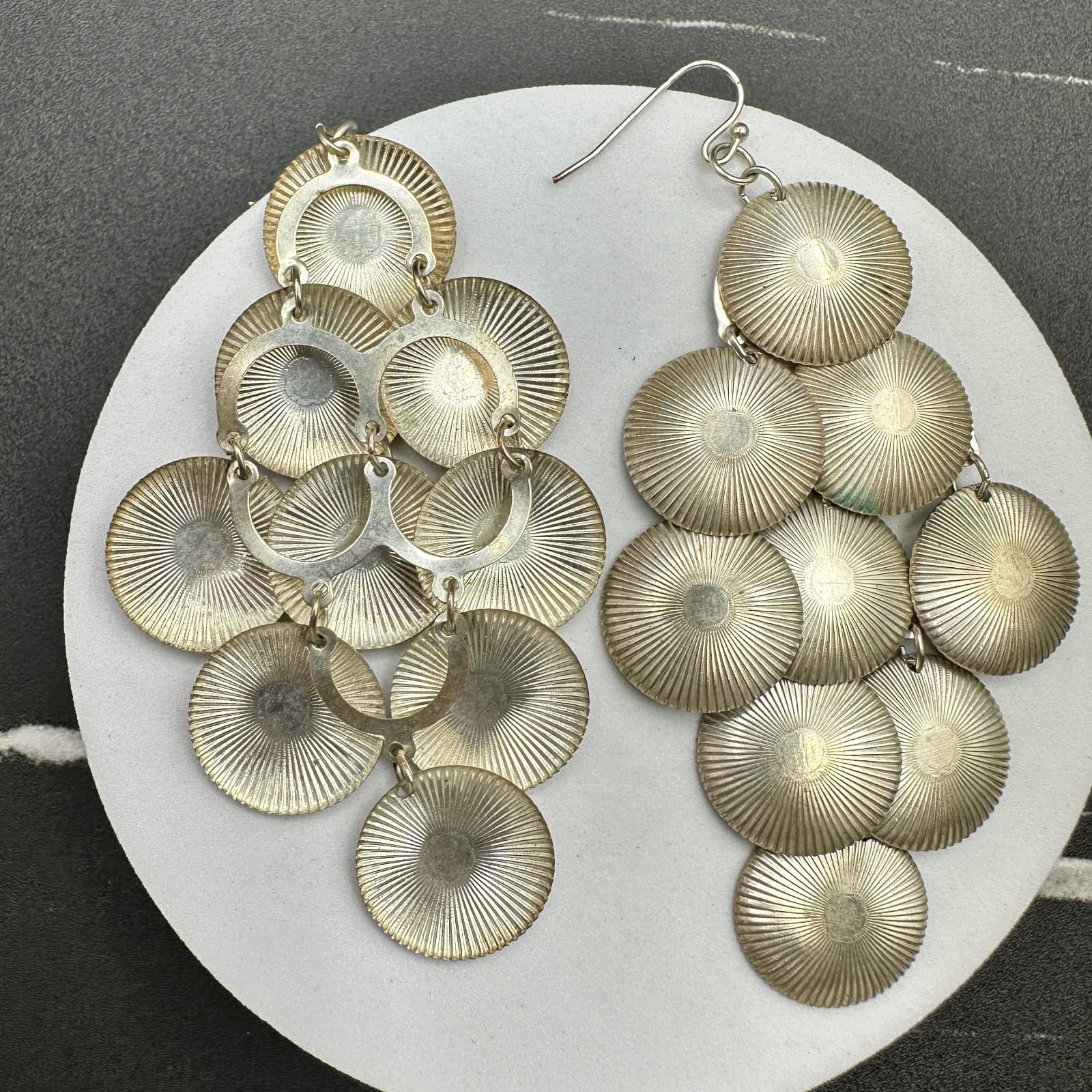 VTG Silver Tone Disc Dangle Earrings Women Boho Long Chandelier Jewelry - Thumbnail 16