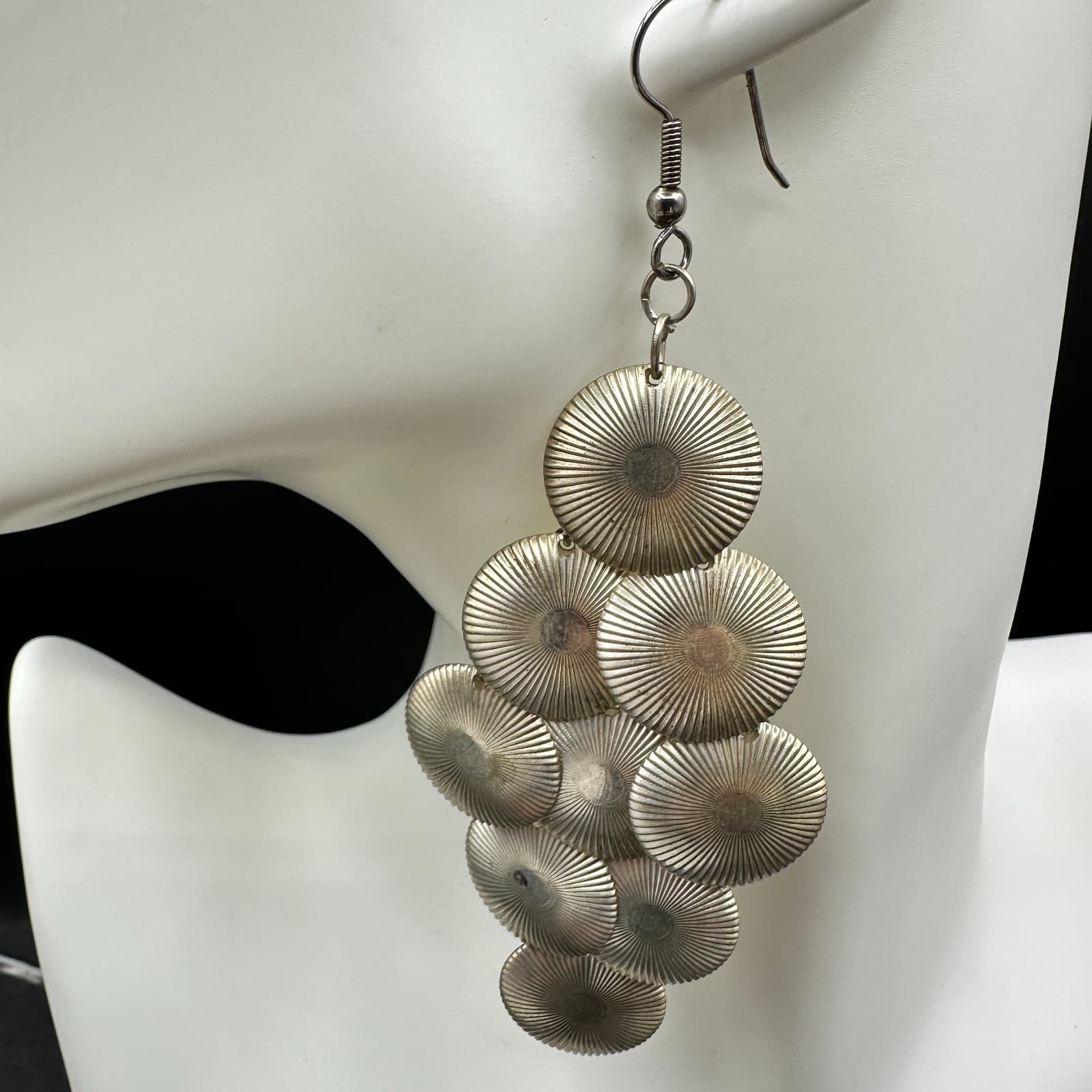 VTG Silver Tone Disc Dangle Earrings Women Boho Long Chandelier Jewelry - Thumbnail 4