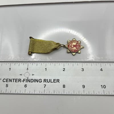 VTG 1946-1996 Aloha Festivals 50th Anniversary Medal Ribbon Pin Hawaii Souvenir - Thumbnail 5