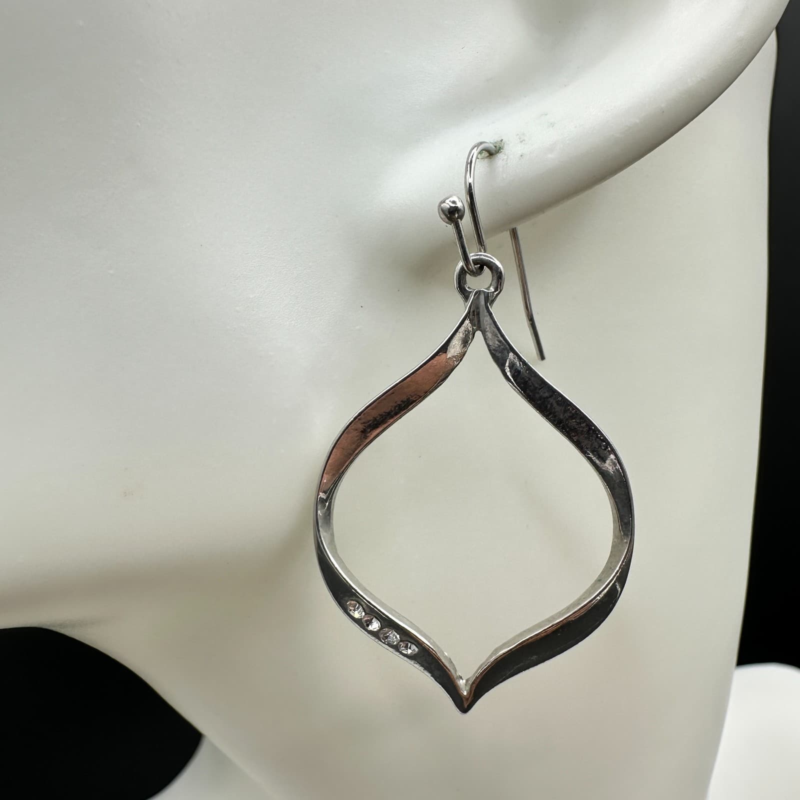 Vintage Silver Tone Open Leaf Dangle Earrings Crystal Accents Modern Style - Thumbnail 3