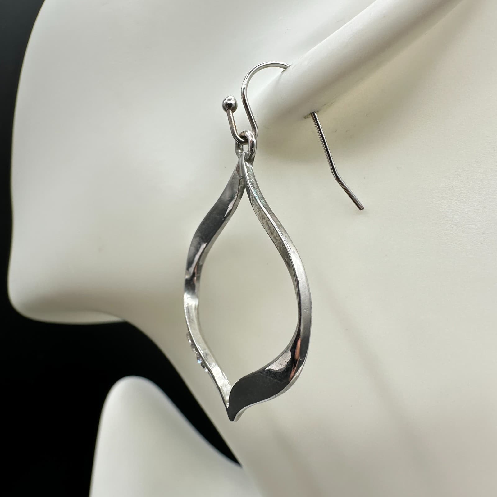 Vintage Silver Tone Open Leaf Dangle Earrings Crystal Accents Modern Style - Thumbnail 5