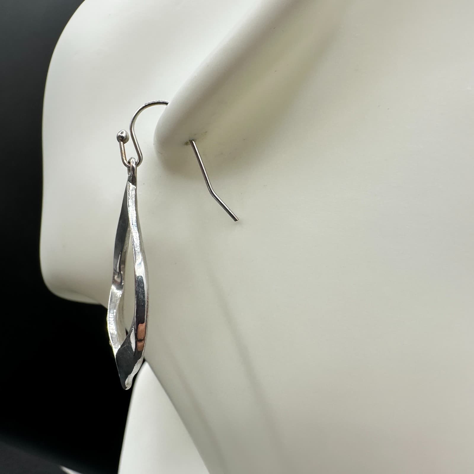 Vintage Silver Tone Open Leaf Dangle Earrings Crystal Accents Modern Style - Thumbnail 6