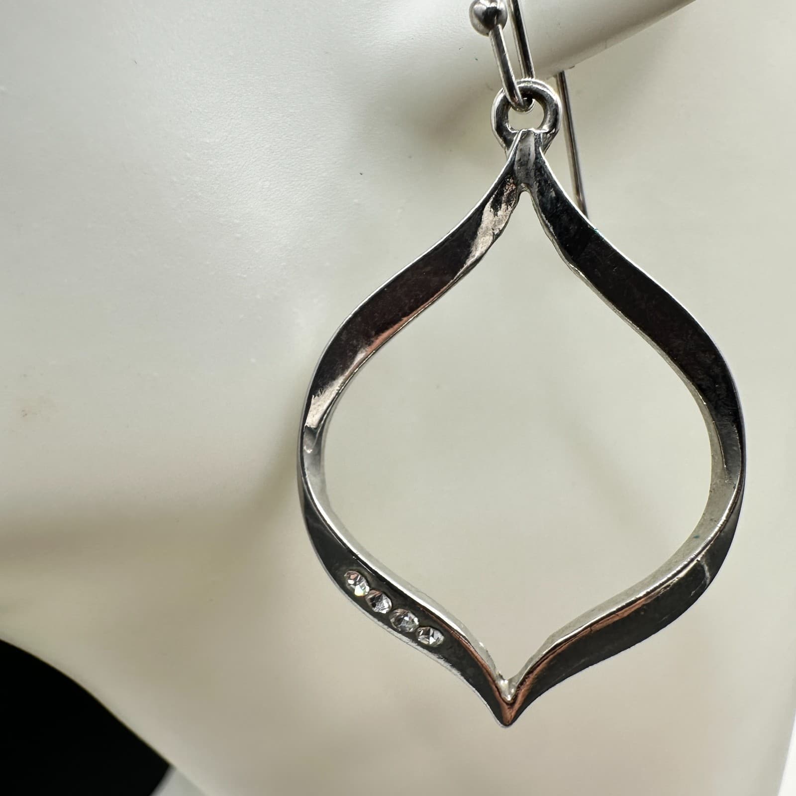 Vintage Silver Tone Open Leaf Dangle Earrings Crystal Accents Modern Style - Thumbnail 2