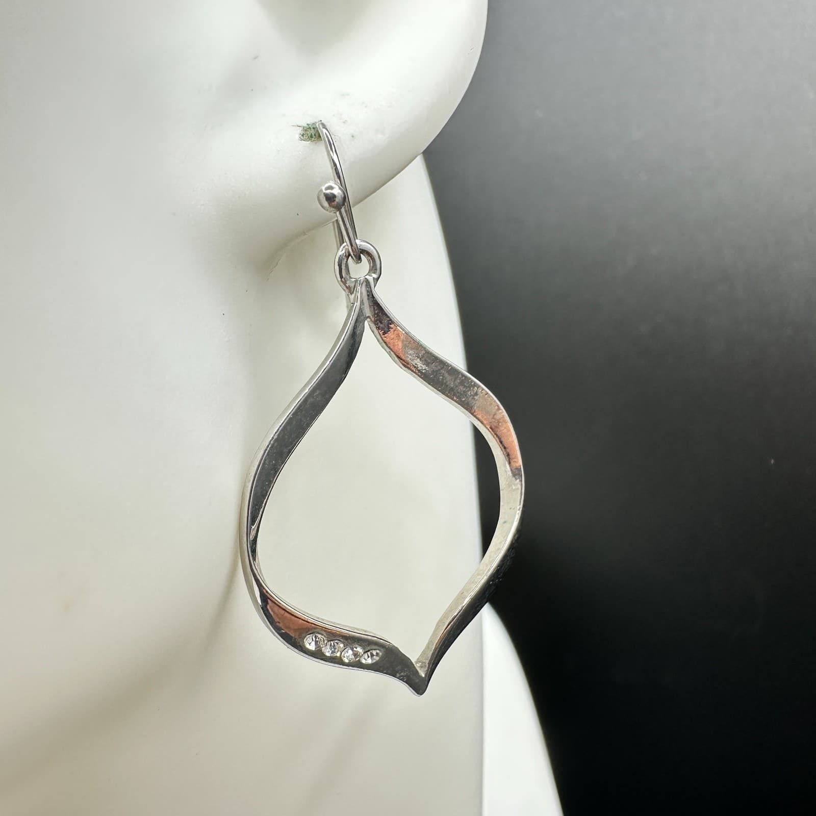 Vintage Silver Tone Open Leaf Dangle Earrings Crystal Accents Modern Style - Thumbnail 7