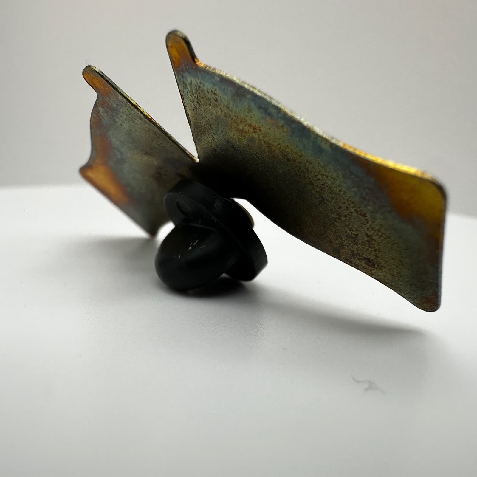 Vintage 90s Patriotic Brooch Pin Crossed Double American Flags Enamel Jewelry - Thumbnail 4