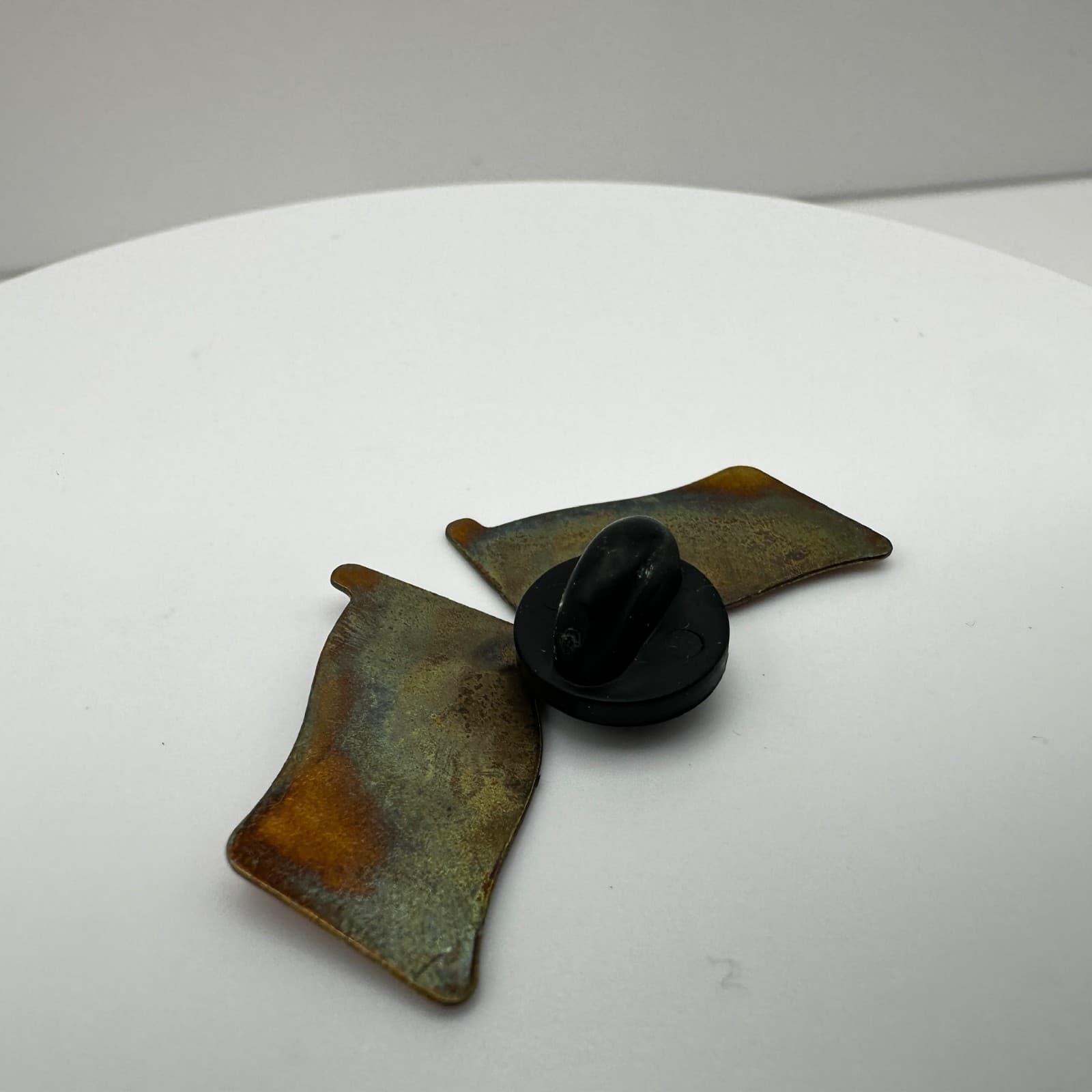 Vintage 90s Patriotic Brooch Pin Crossed Double American Flags Enamel Jewelry - Thumbnail 6