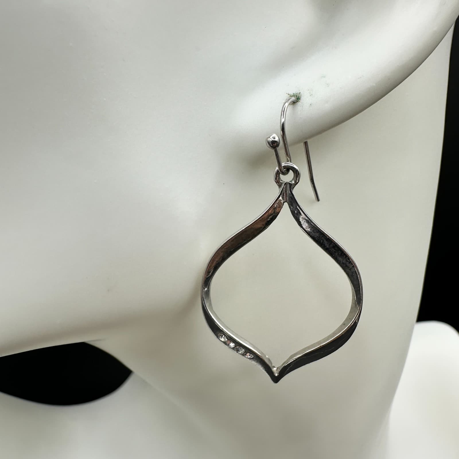 Vintage Silver Tone Open Leaf Dangle Earrings Crystal Accents Modern Style - Thumbnail 4