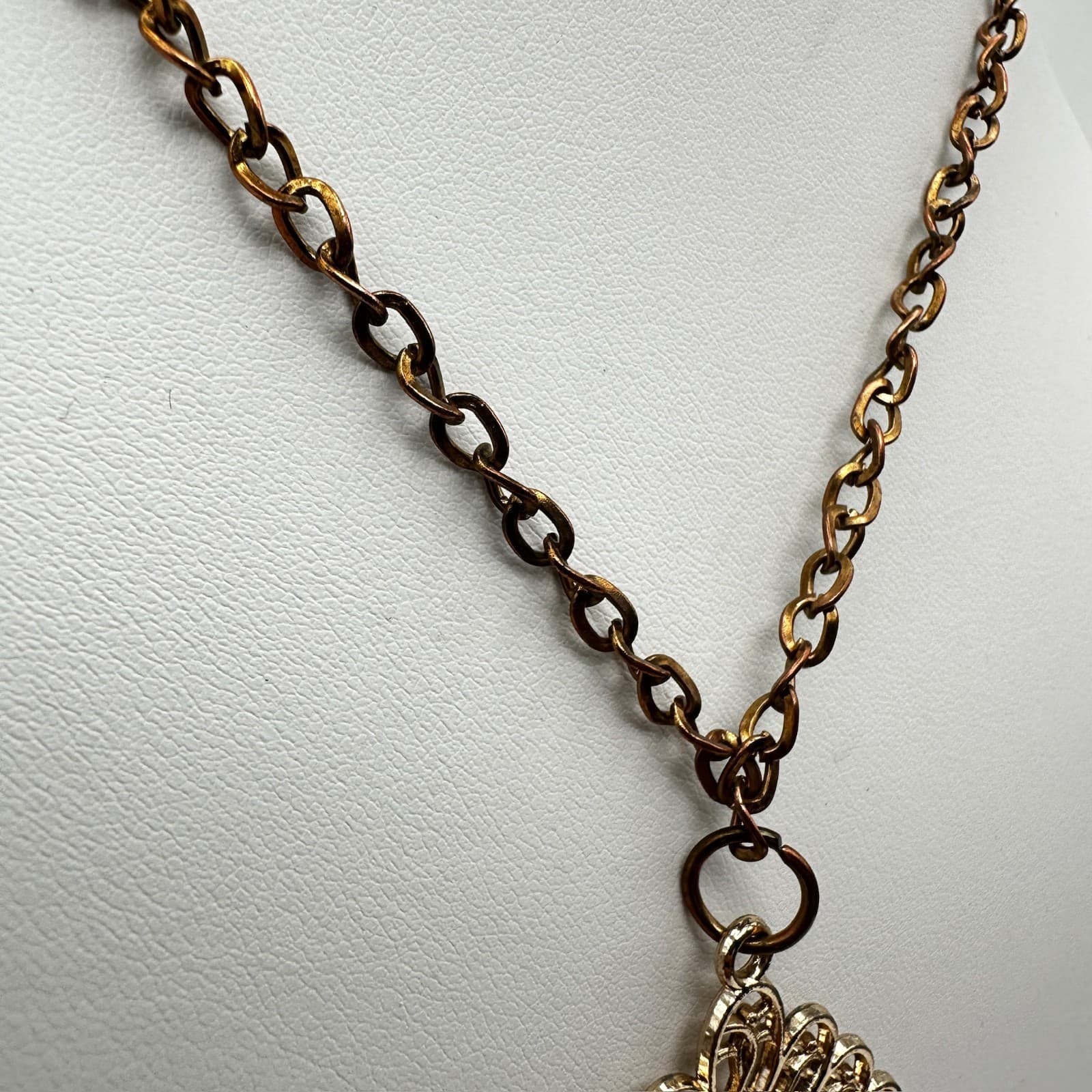 Vintage Gold Tone Filigree Teardrop Pendant Necklace Lobster Clasp Boho Jewelry - Thumbnail 6