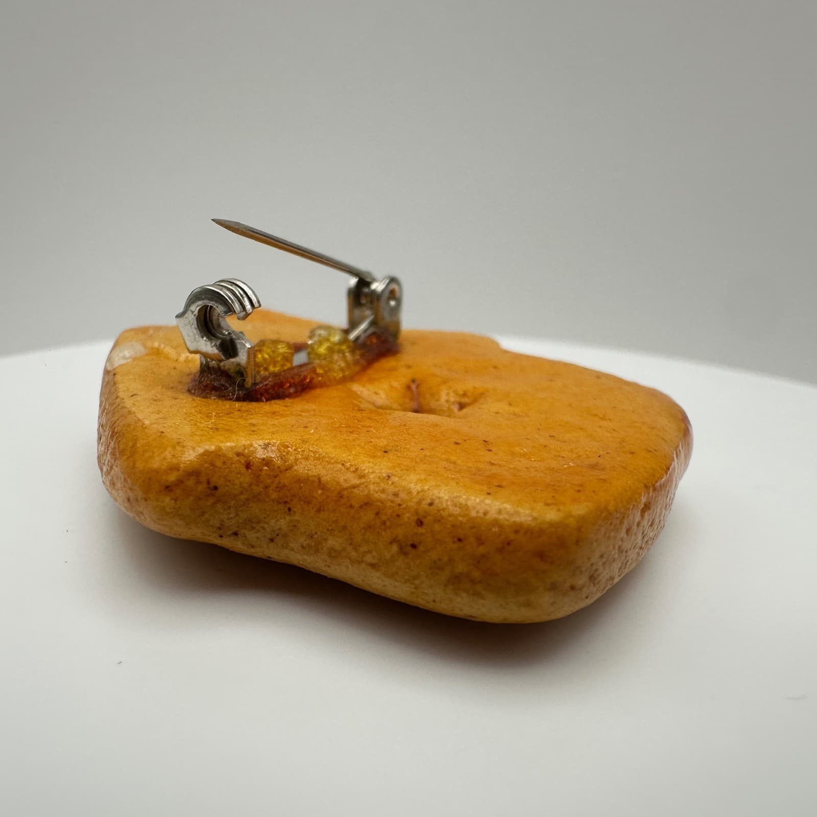 Vintage 90s Gingerbread House Brooch Pin Star Cutout Retro Women's Jewelry - Thumbnail 7