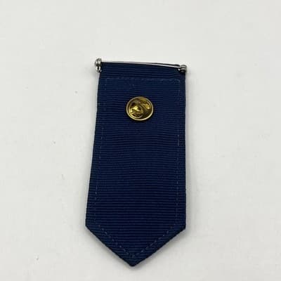 Vintage Girl Scout WAGGGS Blue Ribbon Badge Trefoil Pin Enamel World Association - Thumbnail 4