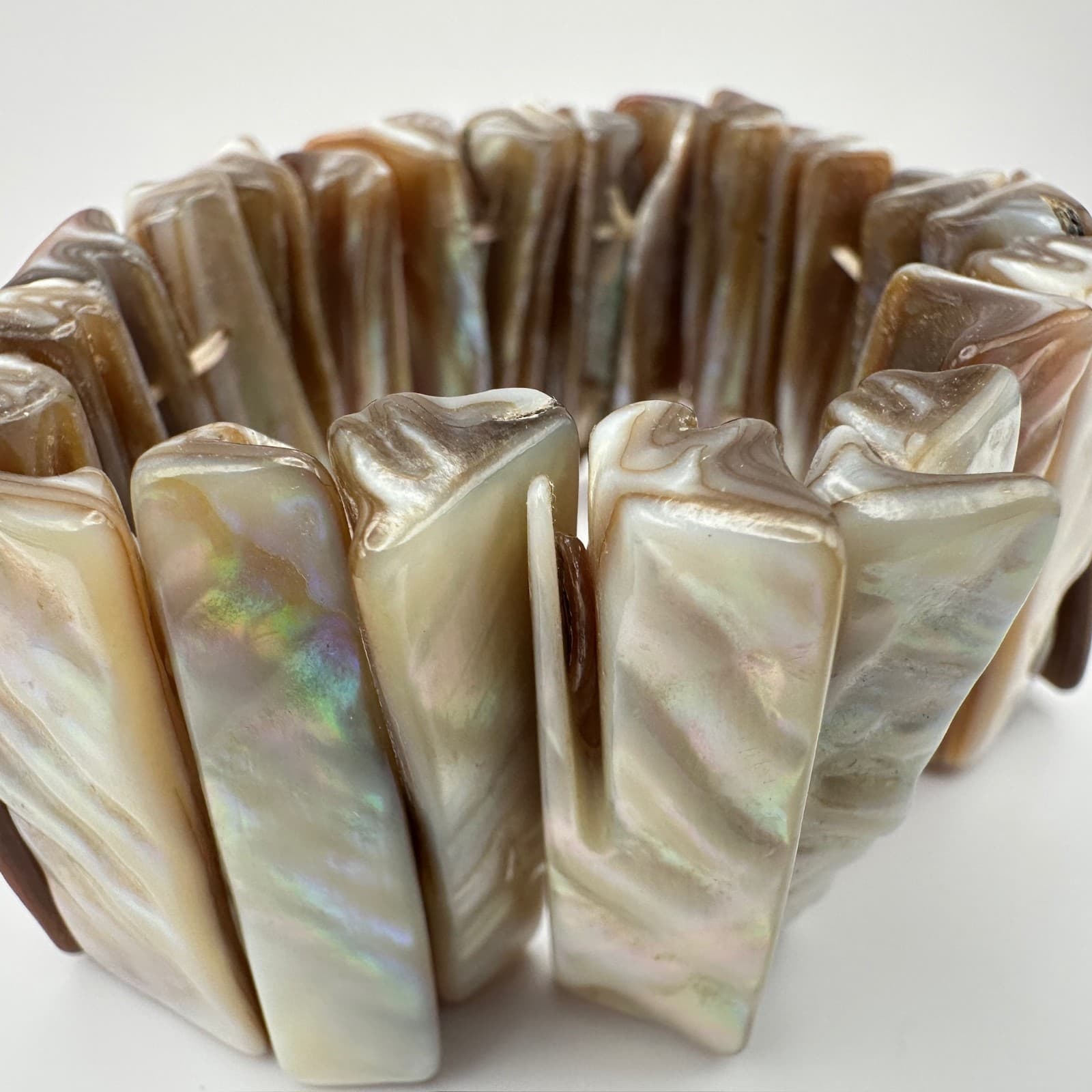 Vintage Y2K Mother of Pearl Shell Stretch Bracelet Iridescent Chunky Jewelry - Thumbnail 7