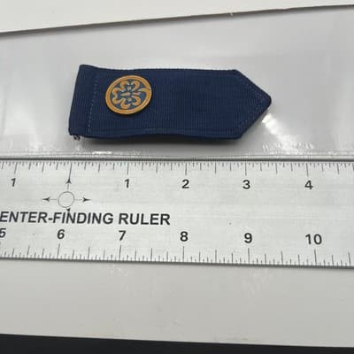 Vintage Girl Scout WAGGGS Blue Ribbon Badge Trefoil Pin Enamel World Association - Thumbnail 8