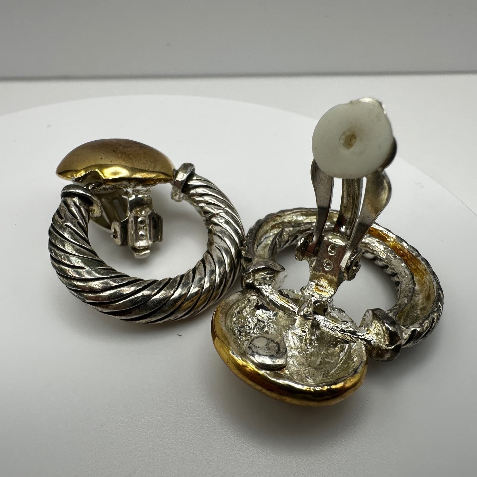 Vintage 90s Silver Gold Tone Ribbed Twisted Door Knocker Earrings Jewelry - Thumbnail 9