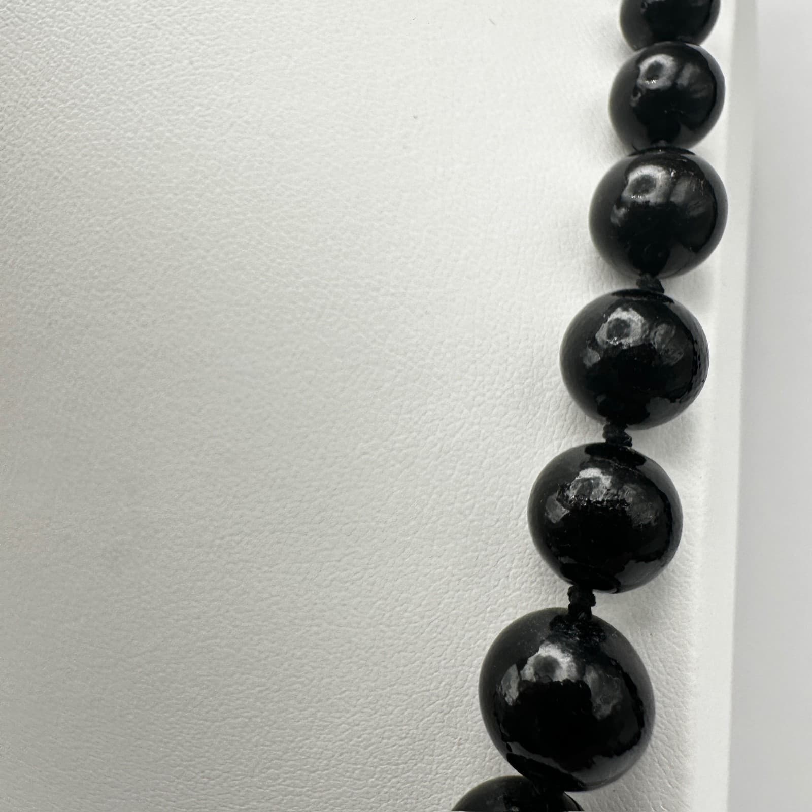 Vintage 90s Black Onyx Glass Beaded Necklace Round Statement Women's Jewelry - Thumbnail 10