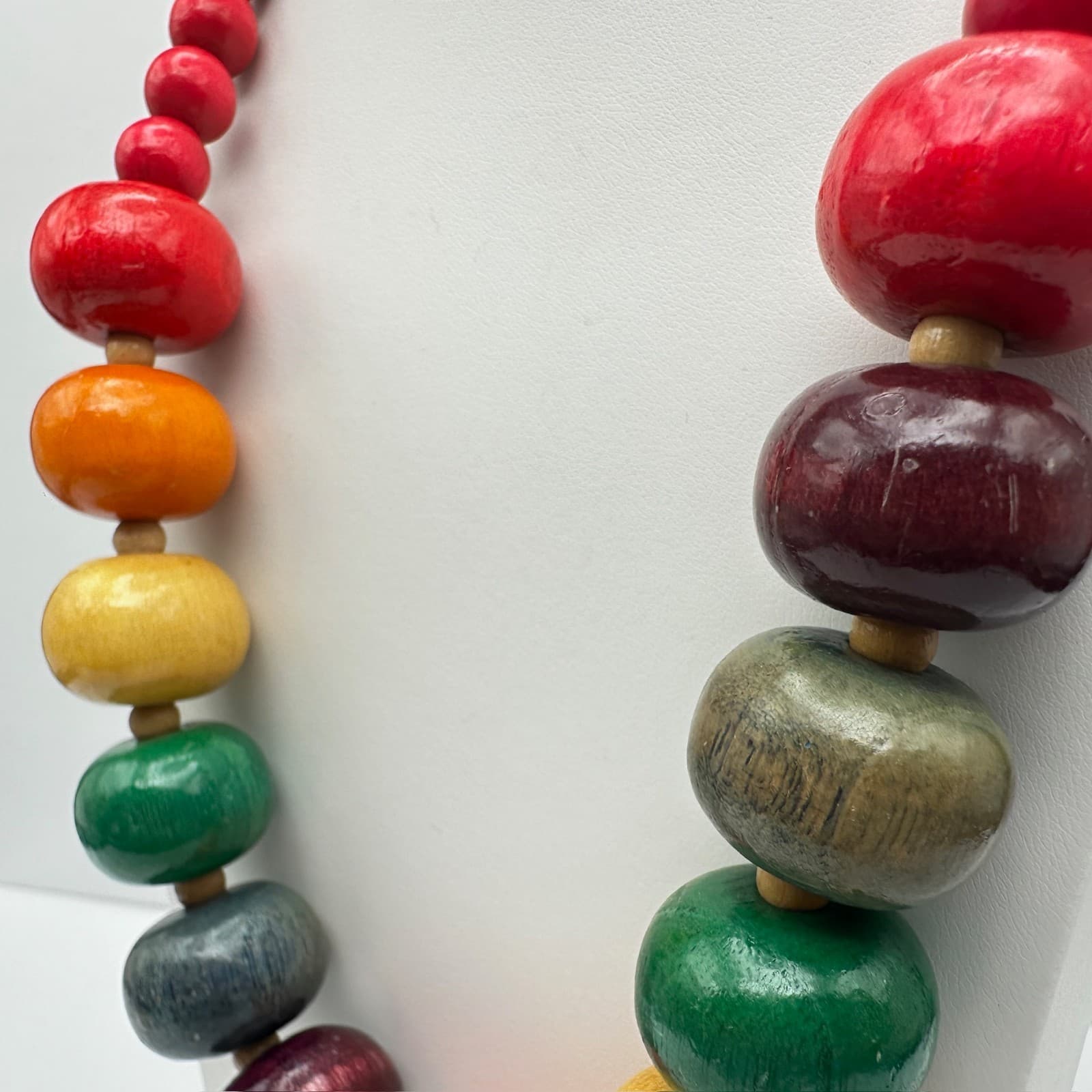 Vintage 90s Wood Bead Chunky Statement Necklace Boho Retro Women's Jewelry - Thumbnail 9