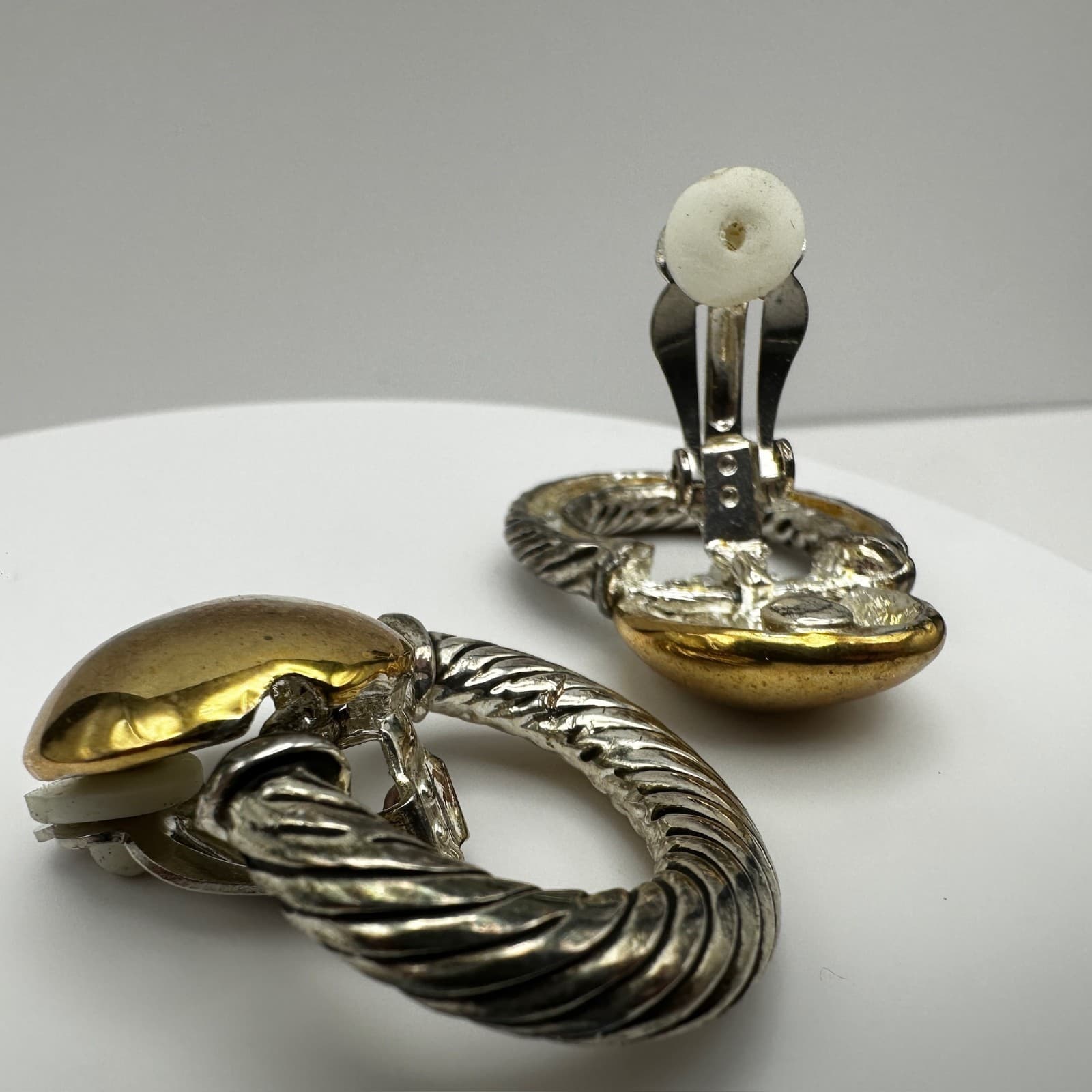 Vintage 90s Silver Gold Tone Ribbed Twisted Door Knocker Earrings Jewelry - Thumbnail 10