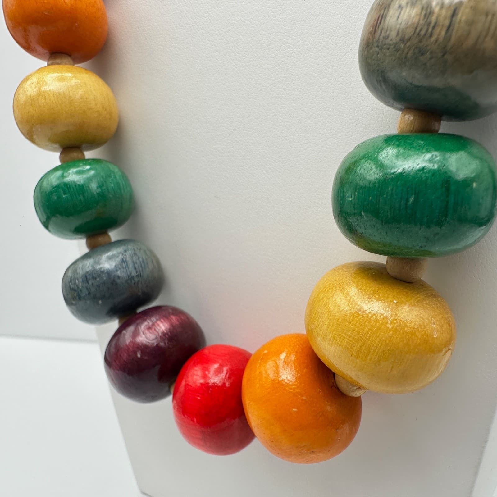 Vintage 90s Wood Bead Chunky Statement Necklace Boho Retro Women's Jewelry - Thumbnail 8