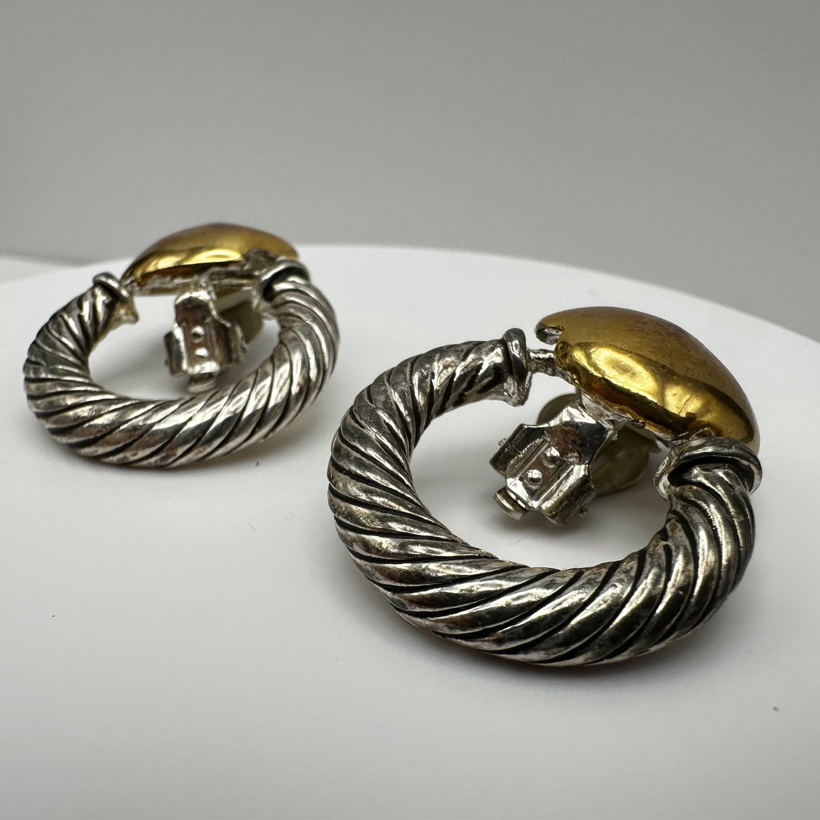 Vintage 90s Silver Gold Tone Ribbed Twisted Door Knocker Earrings Jewelry - Thumbnail 6