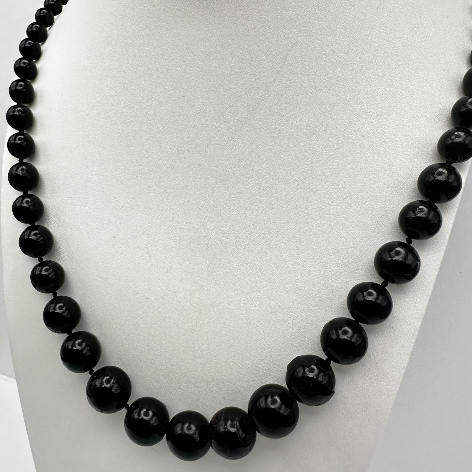 Vintage 90s Black Onyx Glass Beaded Necklace Round Statement Women's Jewelry - Thumbnail 6