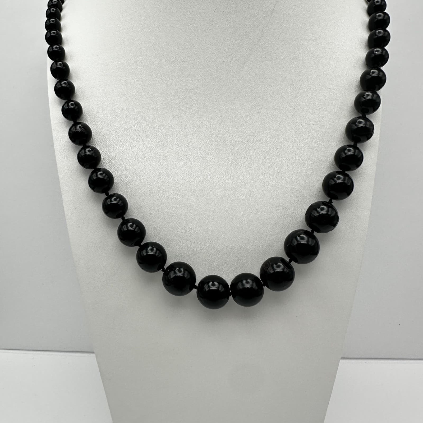 Vintage 90s Black Onyx Glass Beaded Necklace Round Statement Women's Jewelry - Thumbnail 12