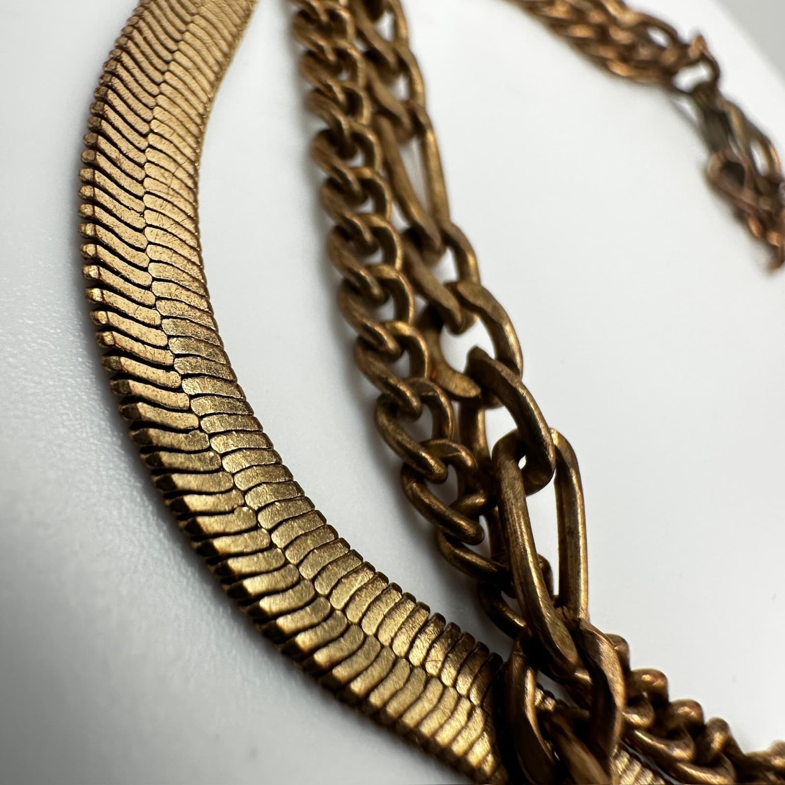 Vintage 90s Gold Tone Multi-Chain Layered Bracelets Herringbone Figaro Statement - Thumbnail 4