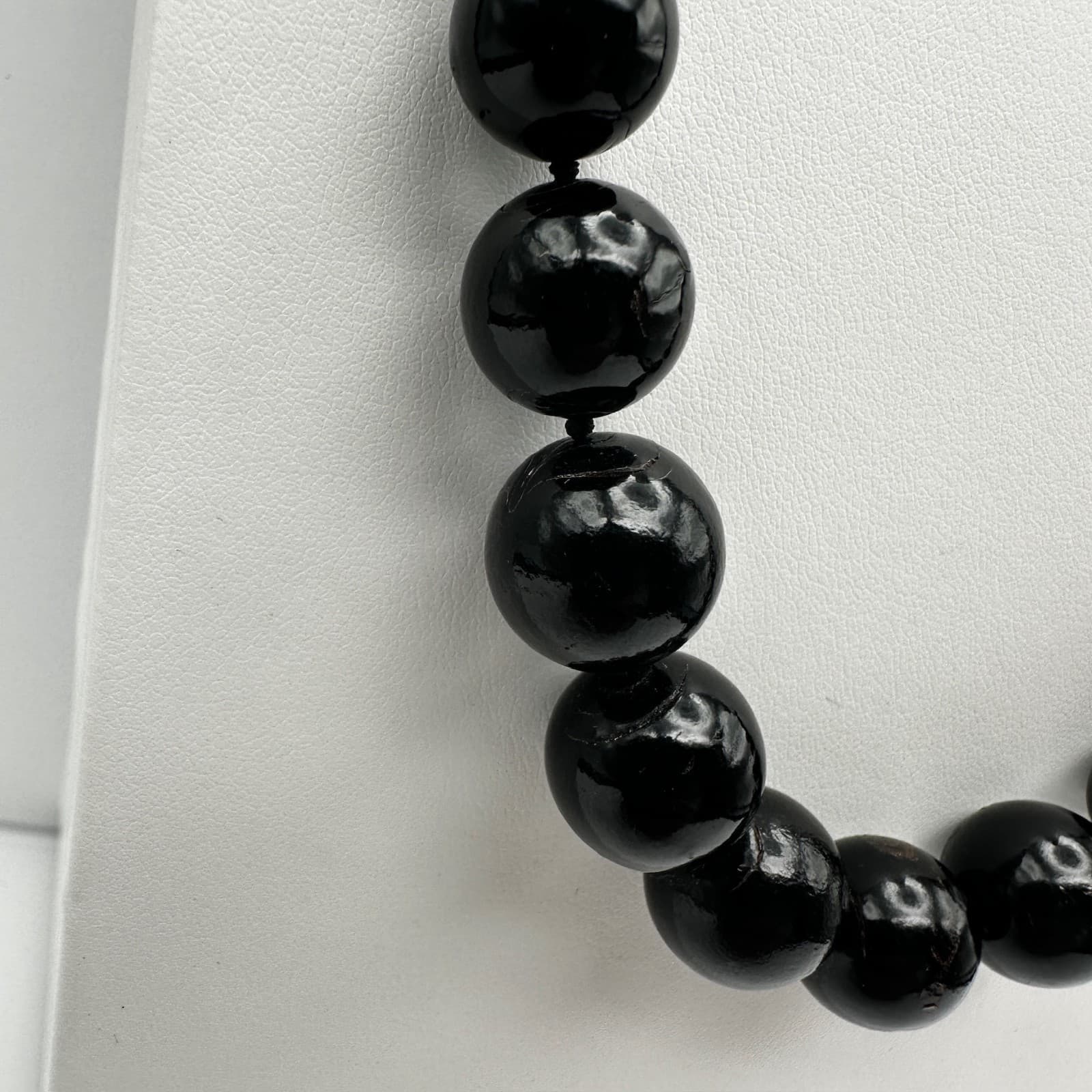 Vintage 90s Black Onyx Glass Beaded Necklace Round Statement Women's Jewelry - Thumbnail 4