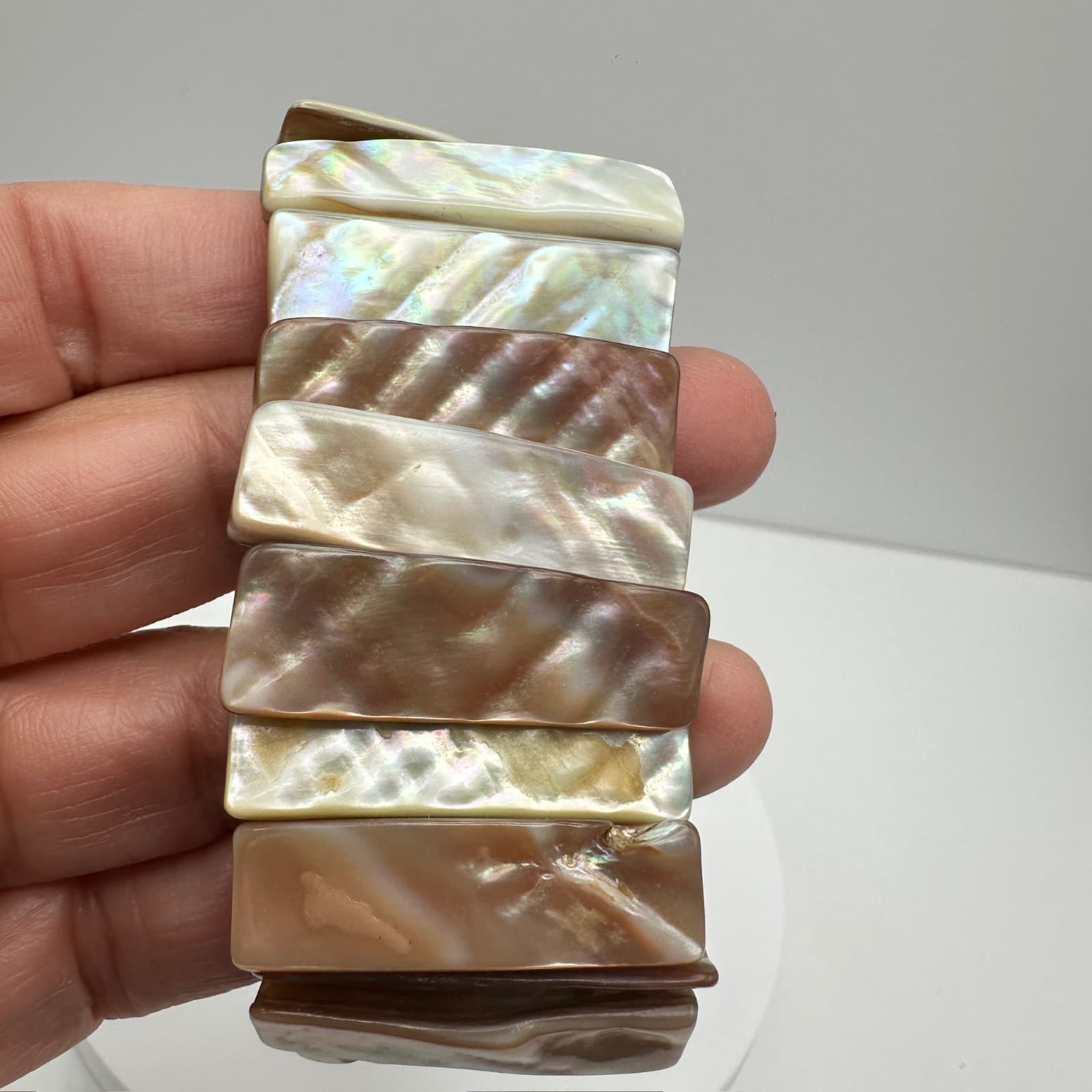 Vintage Y2K Mother of Pearl Shell Stretch Bracelet Iridescent Chunky Jewelry - Thumbnail 9