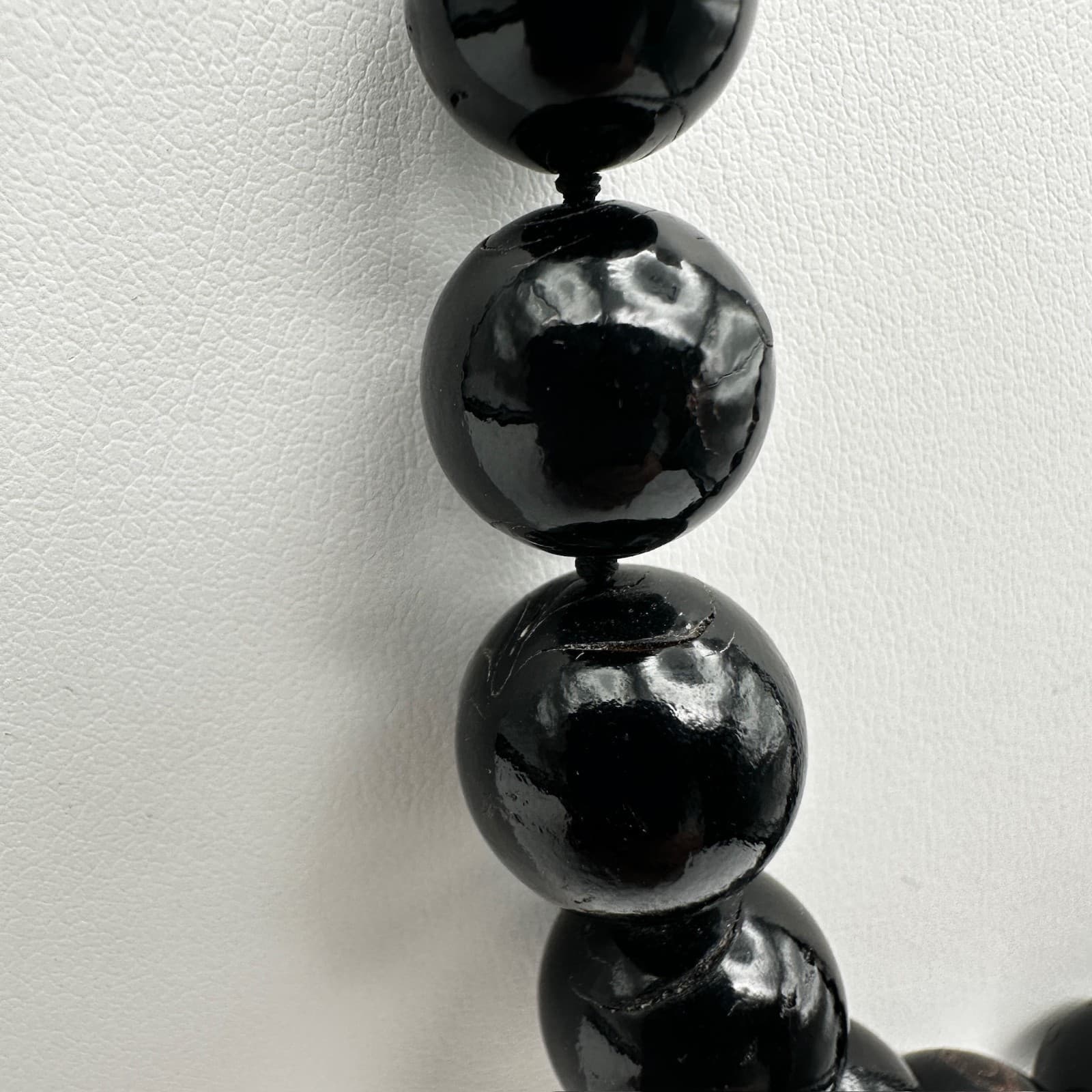 Vintage 90s Black Onyx Glass Beaded Necklace Round Statement Women's Jewelry - Thumbnail 5