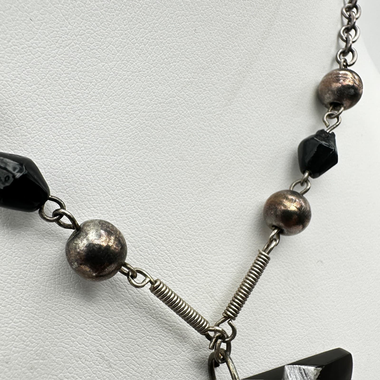 Vintage 90s Black Triangle Pendant Necklace Silver Tone Beaded Statement Jewelry - Thumbnail 6