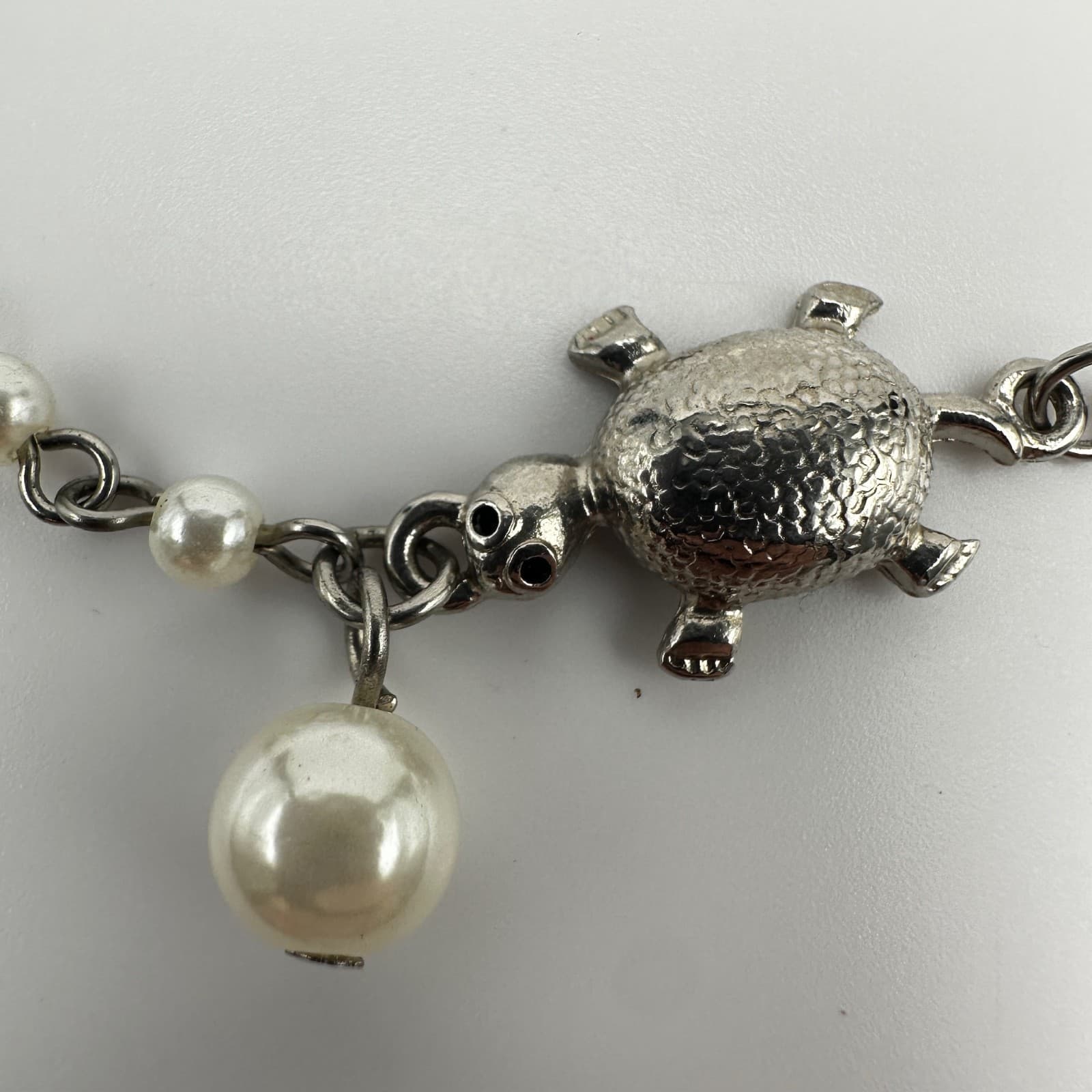 Vintage Y2K Faux Pearl Turtle Charm Bracelets Silver Tone Pendant Boho Jewelry - Thumbnail 6