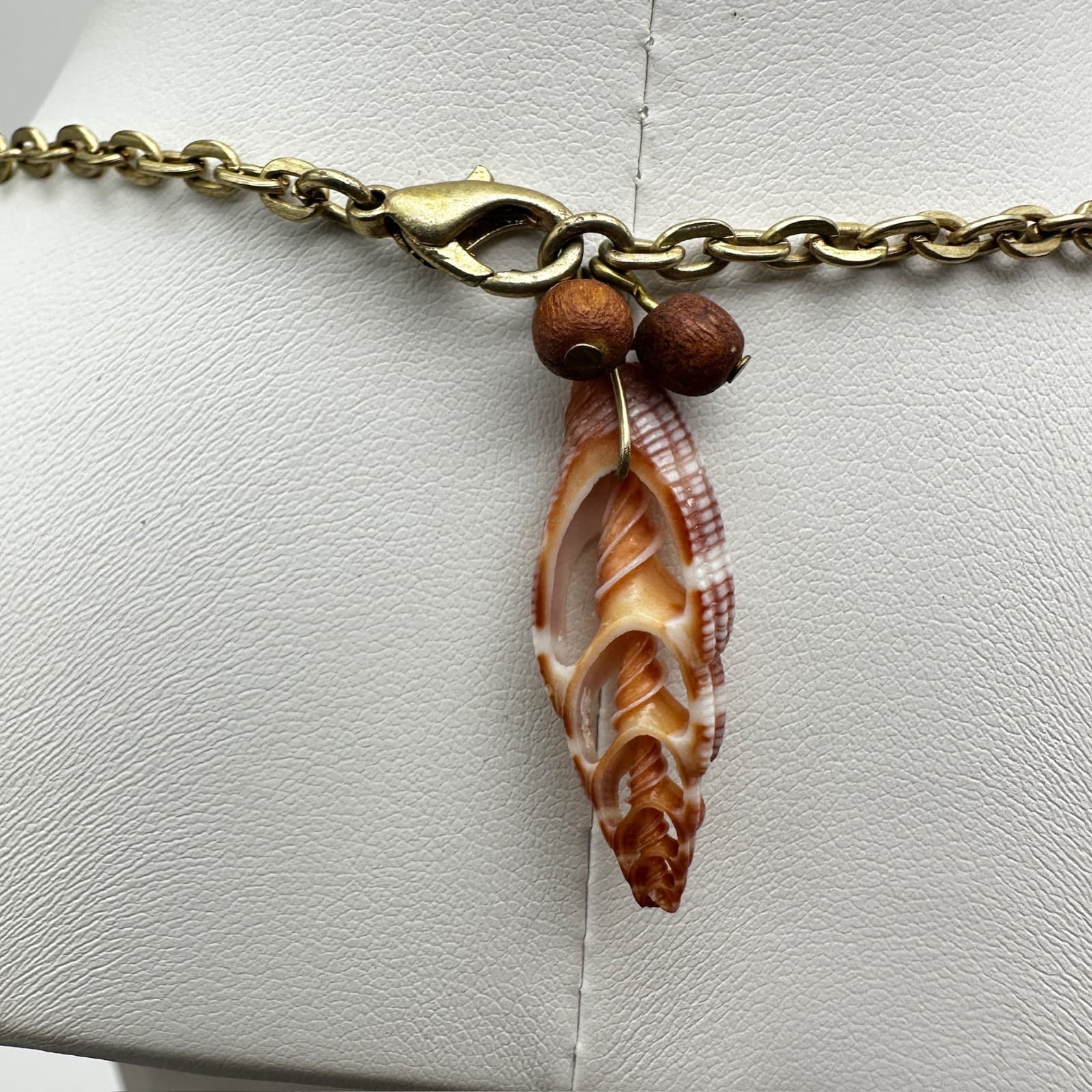 Vintage 90s cookie lee Sea Shell Charm Necklace Gold Tone Women's Jewelry - Thumbnail 11