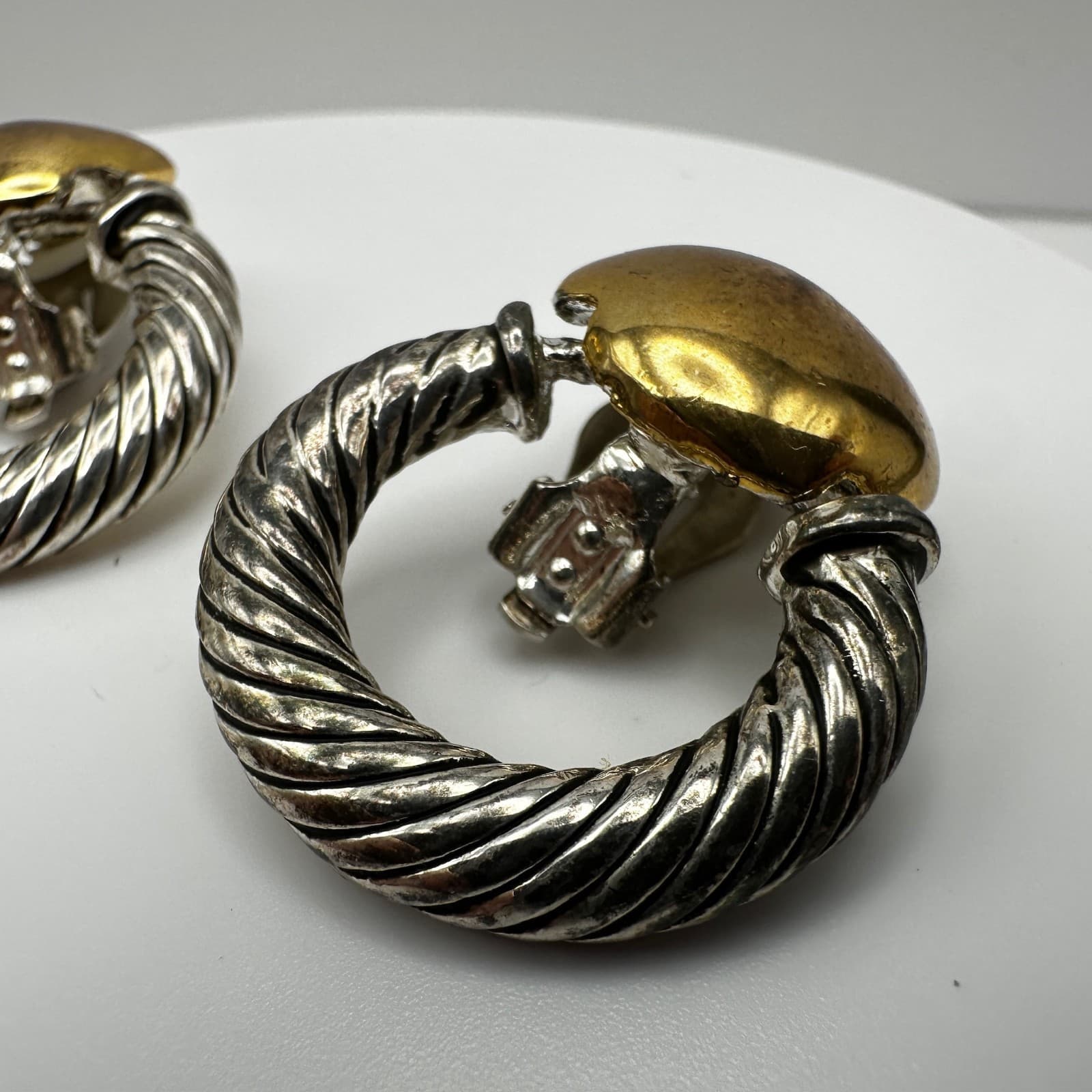 Vintage 90s Silver Gold Tone Ribbed Twisted Door Knocker Earrings Jewelry - Thumbnail 7