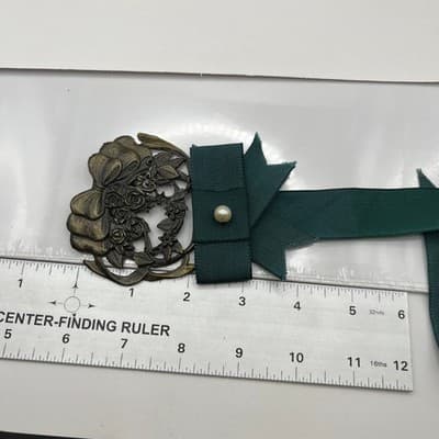 Vintage Bronze Floral Sash Pin Green Ribbon Bow Faux Pearl Brooch Made in Taiwan - Thumbnail 6