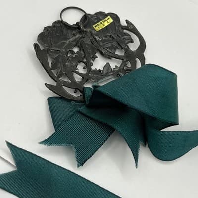 Vintage Bronze Floral Sash Pin Green Ribbon Bow Faux Pearl Brooch Made in Taiwan - Thumbnail 5