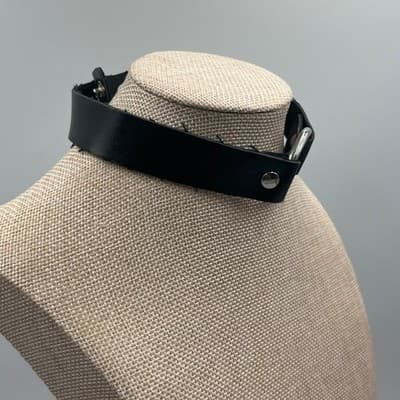 Vintage Black Leather O-Ring Choker Necklace Silver Tone Goth Punk Alt Statement - Thumbnail 3