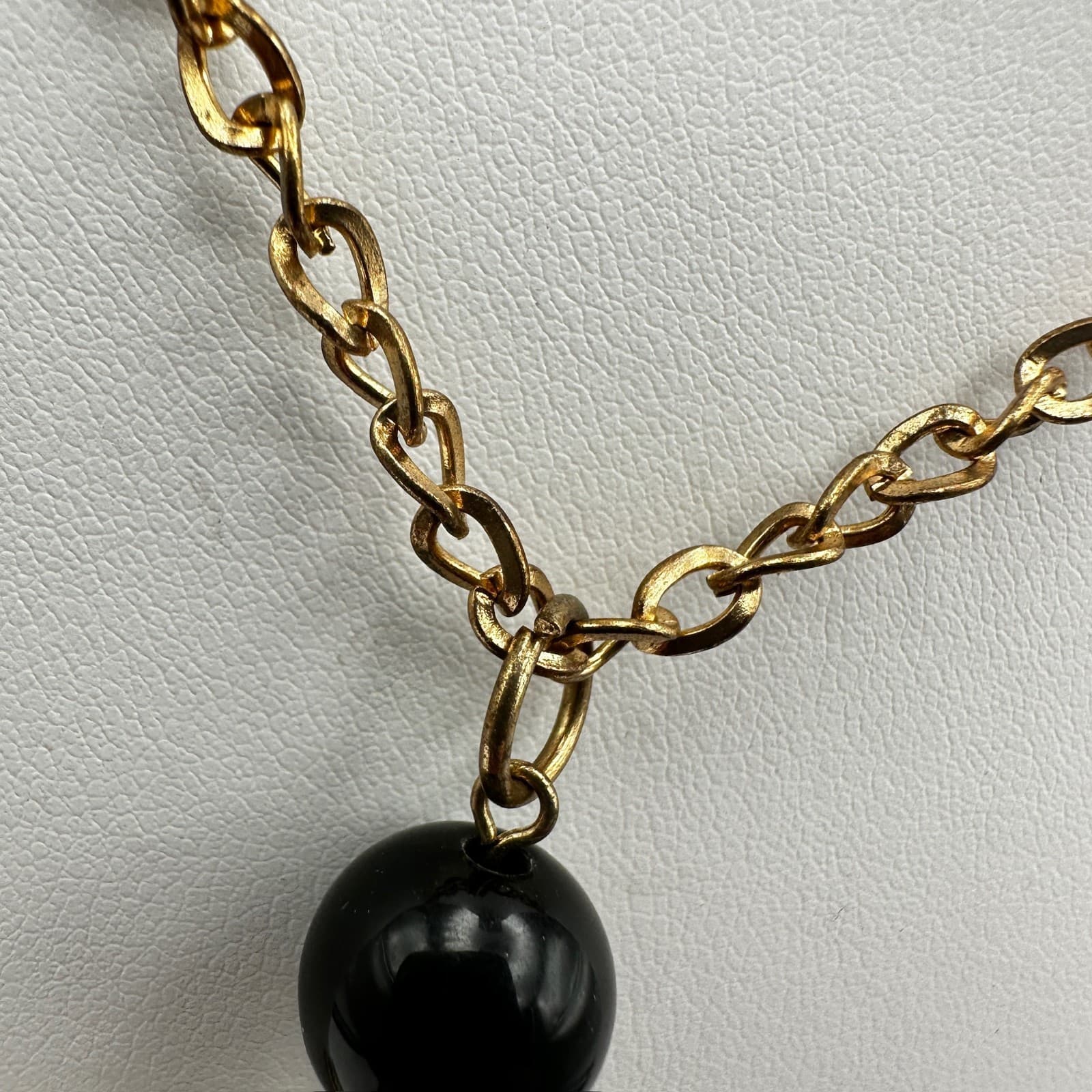Vintage 90s Leaf Black Double Hoop Pendant Necklace Gold Tone Women's Jewelry - Thumbnail 7