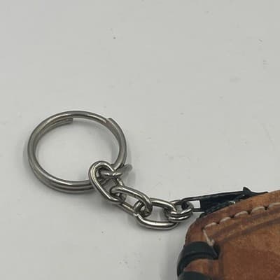 Vintage El Salvador Tazumal Leather Coin Purse Keychain Hummingbird Embossed - Thumbnail 4